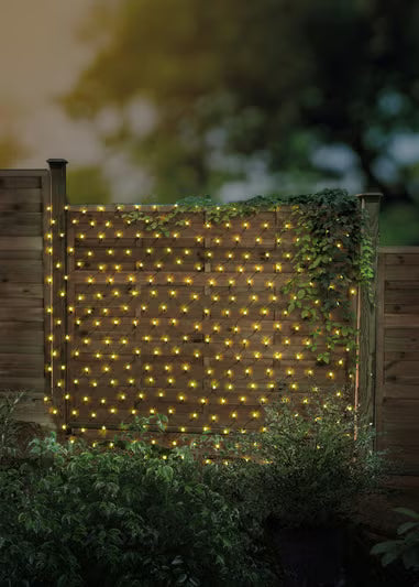 The Outdoor Living Company 168 LED Warm White Battery Operated Net Lights