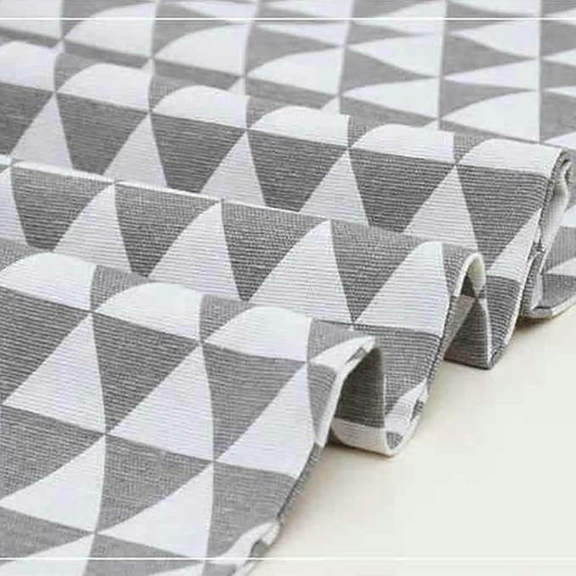Grey Triangle Geometric Table Runner 33×183cm – Modern Pattern with Tassel