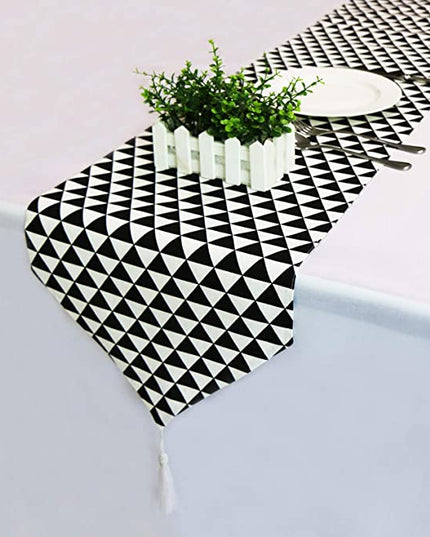Black & White Triangle Table Runner 33×183cm – Modern Geometric Design with Tassel