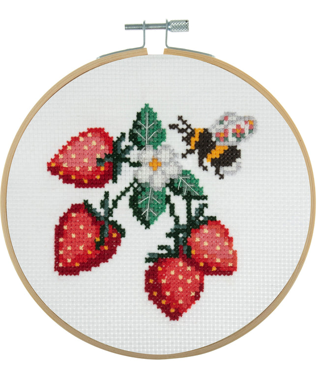 Counted Cross Stitch Kit: Mini: Strawberries