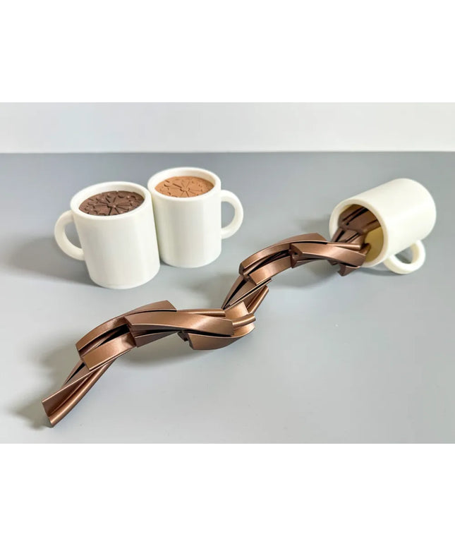 3D Printed Articulated Coffee Cup Fidget Toy – Flexible Desk Toy & Stress Relief Gift