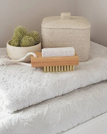 Country House Jacquard Towels Bath Sheet WHITE